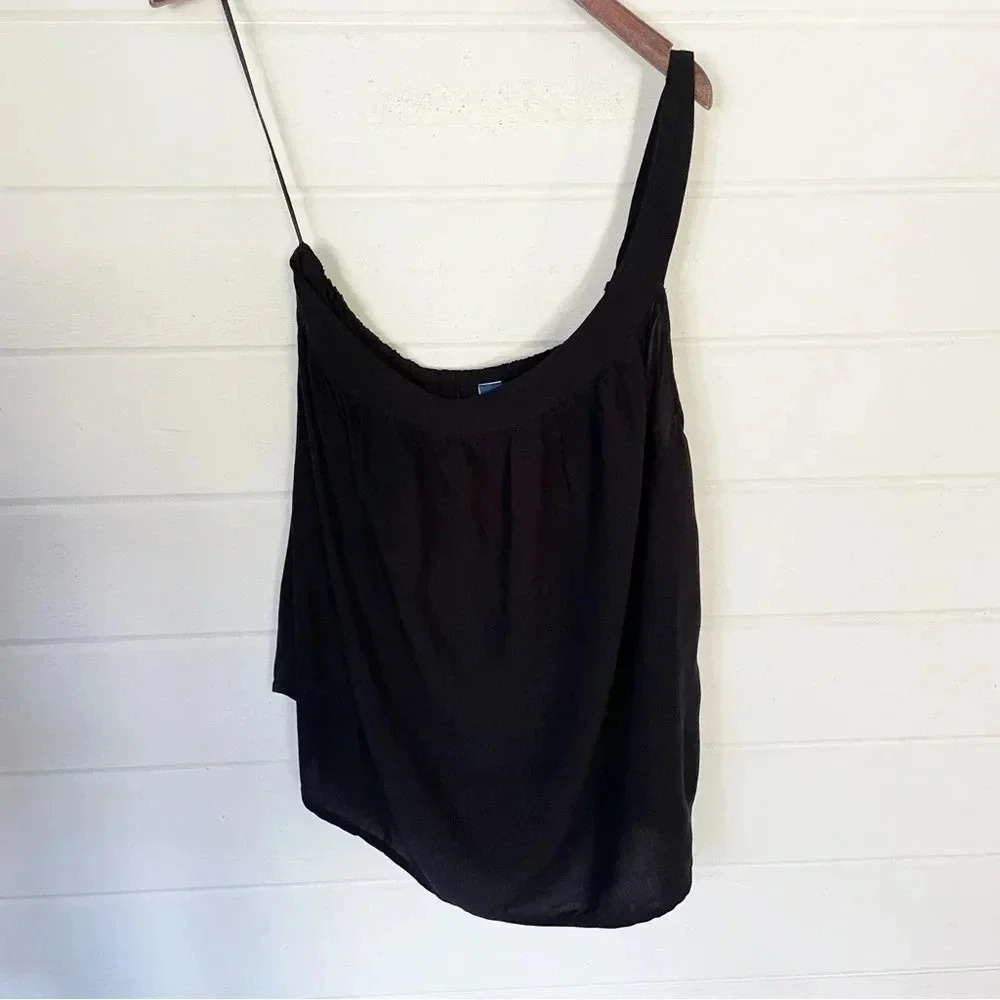 NWT Women's Old Navy Soft-Woven
One-Shoulder Sleeveless Black Top Size Large - Picture 3 of 13